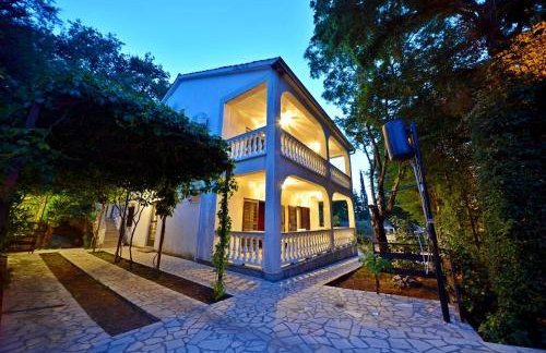 Apartments Karmelić - Photo 1