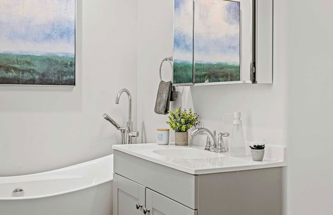 Happy Trails Chalet by Avantstay Sauna + Deck, Private Community Beach Access - Foto 23