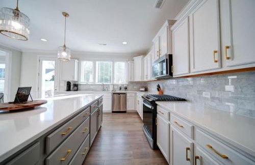 Luxury 4BR Escape - Premium Modern Comfort - Foto 16