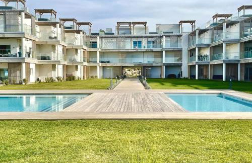 New Luxury Apartment, Sea View with Pool & Gym - Foto 3