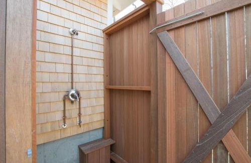 10 ft from Crystal Lake New renovation - Foto 25