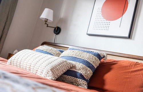 Mid-Century Modern Retreat in Little Italy - Foto 11