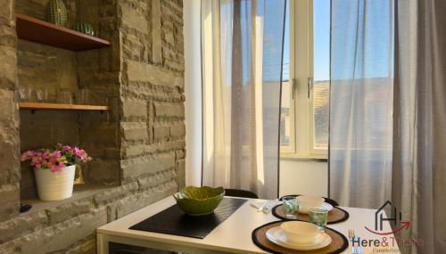 Beaches 1 min away - Free WiFi - Smart TV - AC - Foto 3