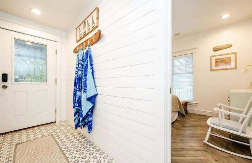 Beachfront Haven - Sunset Views - Hot Tub - BBQ - Family Friendly - Foto 21