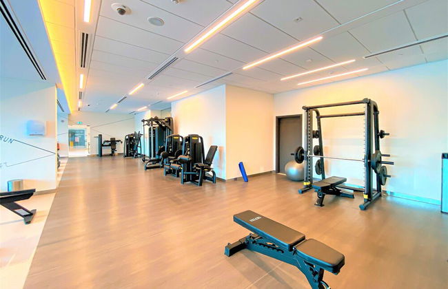 Luxurious Downtown Views With Dubai Mall Access - Photo 23