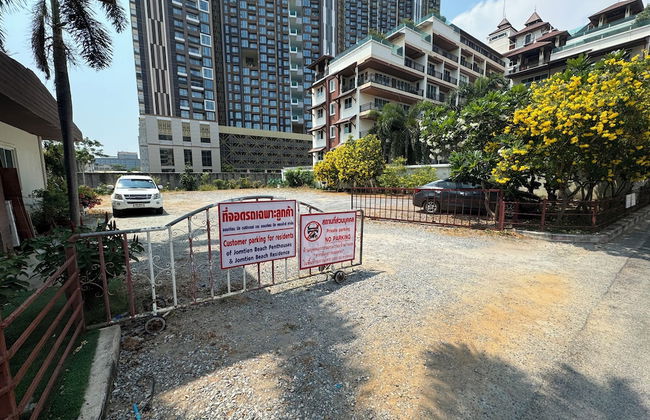 Jomtien Beach Penthouses - Photo 80