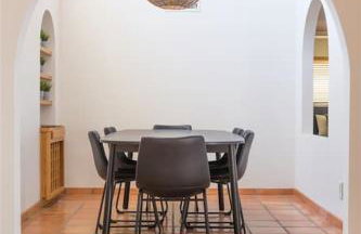 Spacious Arcadia Lite house w pool mtn views - Photo 13