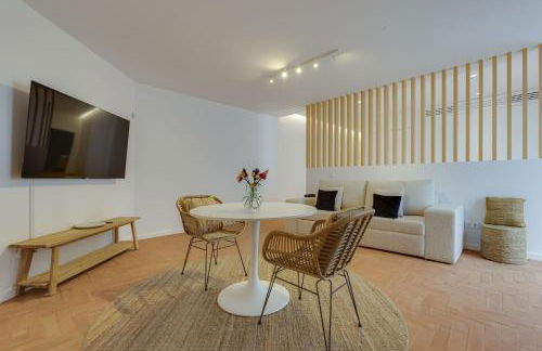 SUNSET VILLA - Luxury villa with superb pool and great views - Foto 45