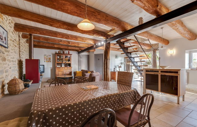 Holiday Home in Saint-beauzire With Garden and Private Terrace - Foto 30