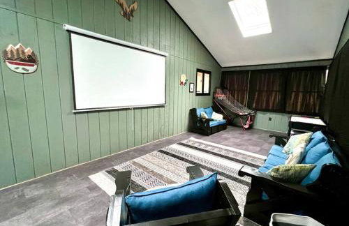 Lakeside Oasis with Kayaks, Hot Tub, & Fire Pit - Foto 53