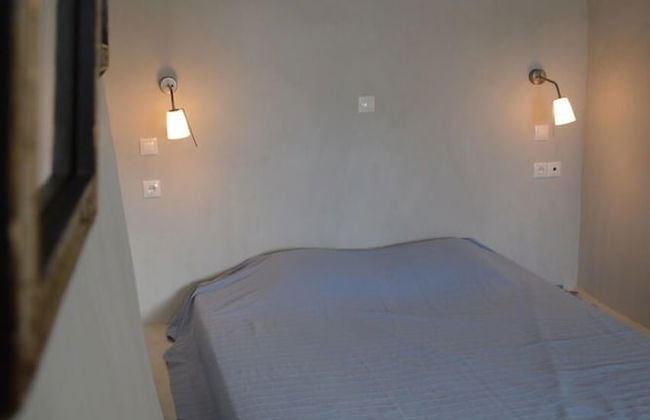 Pyrgos Old winery villa - Photo 4