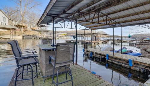Deck, Boat Dock and More! Lake of the Ozarks Home - Foto 1