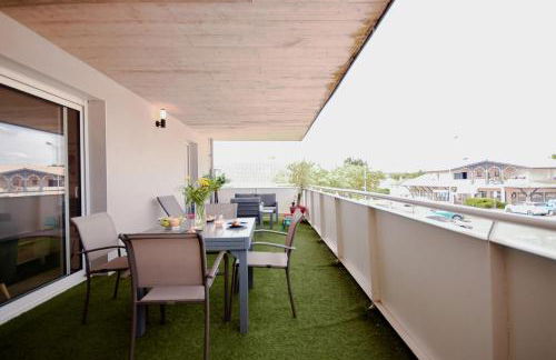 Lumimizan- Spacieux, grand balcon, wifi, lac et plage - Foto 11