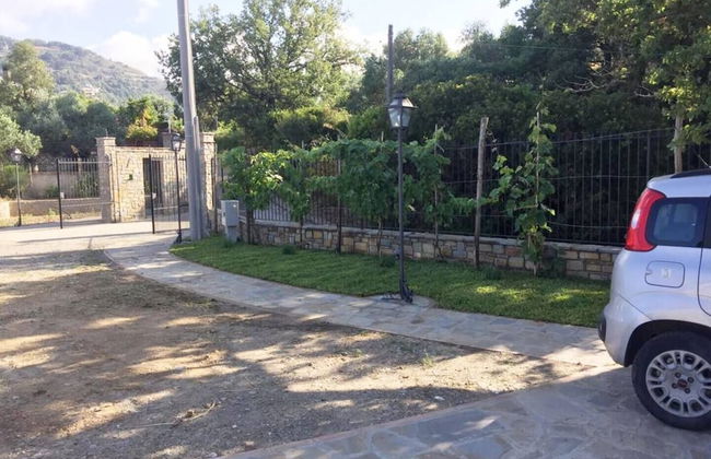 Mind & Sea resort - Photo 4