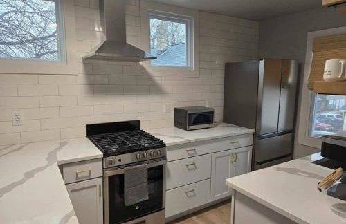 Whole house in Walker's Point + Parking + A/C - Foto 29