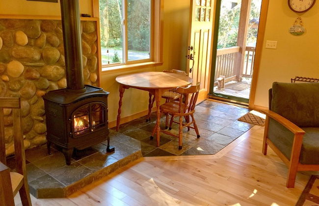 65GS - Hot Tub - Wi-Fi - Pets Ok - BBQ - Sleeps 10 - Foto 2