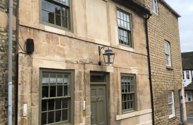 Number 6 Stamford - Boutique Grade II Listed Townhouse - Foto 4