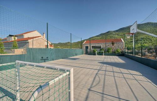 Villa Lovorika - Padel, Cageball, Basketball & Heated Pool - Foto 5