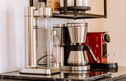 Ferienwohnung König Ludwig - Modernes Design-Apartment für Paare und Genießer am Starnberger See by LIVARIA - Foto 35