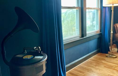 Stylish 3BR with Patio Walk to State Capitol - Foto 4