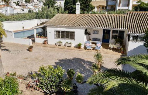 Charming Villa with Heated Pool near Sandy Beach, Hiking, Golf and Wineries - Foto 6