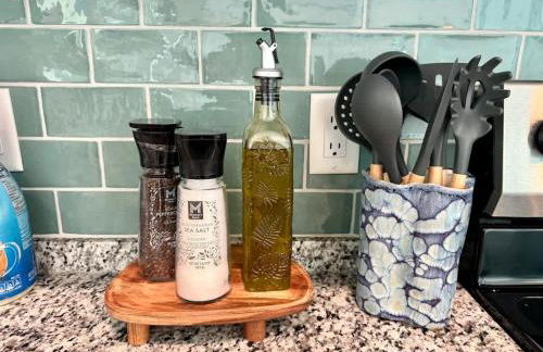 The Royal Cypress Suite Near UF Shands Downtown - Photo 61