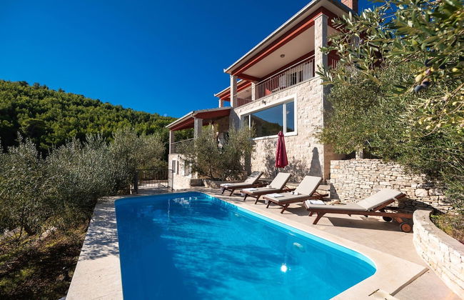 Luxury Stairway to Heaven with Pool - Foto 51