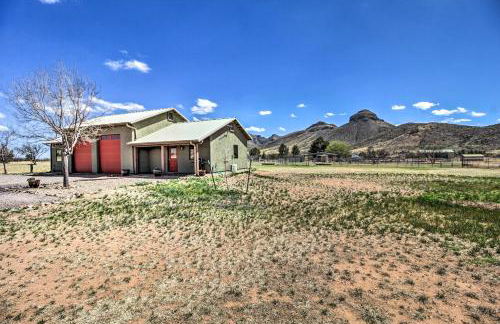 Cozy Elgin Casita with Gas Grill Pets Welcome! - Foto 25