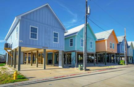 Waterfront Shared Pool w/ Bay Views, Boat Dock Oscar's Lodge by Avantstay - Foto 68