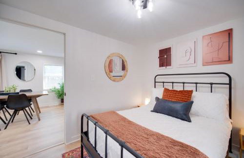 Zen Haven Lakefront Erie Home with Shore Access - Foto 18