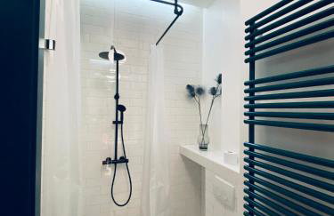 1 Bedroom Apartment 3 minute walk to Wilenska Metro - Foto 6