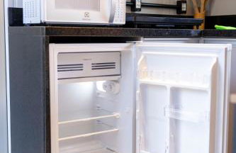 Villa Dei Colori Studio 5 com Wi-Fi perto do Museu do Olho e Pedreira Térreo - Foto 16