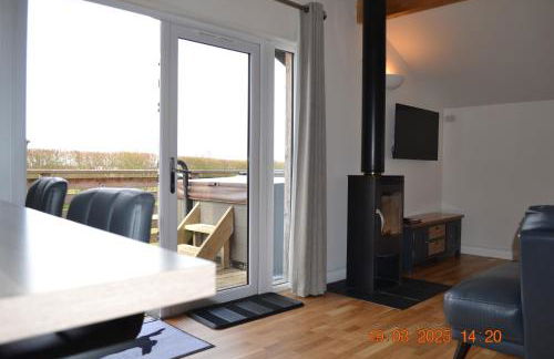 Fields End Lodges - Photo 14