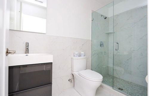 Stylish Hotel Room in Boston's Fenway - Unit #107 - Foto 8