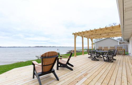 4 Bedroom Lakefront Home with Private Beach on Cedar Point Chaussee - Photo 53