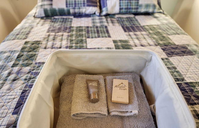 Chalet All Day Avantstay Lakeside, Firepit, Shared Pool - Foto 25