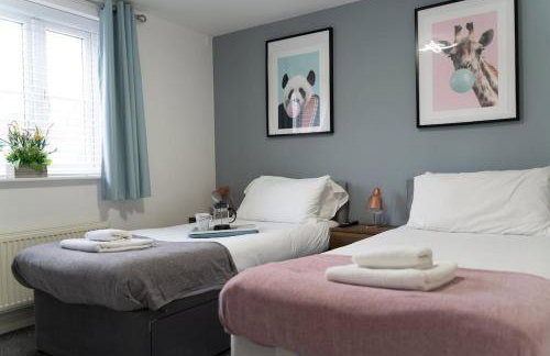 2 Bed Apt with free parking on driveway and free Wi-Fi - Photo 5