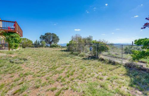 Sunroom and Sauna! Mtn-View Prescott Valley Home - Foto 27