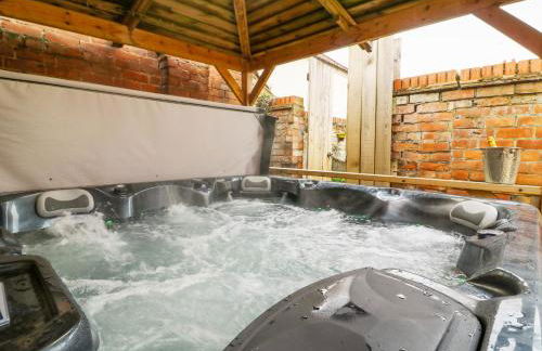 Well Cottage - Photo 3