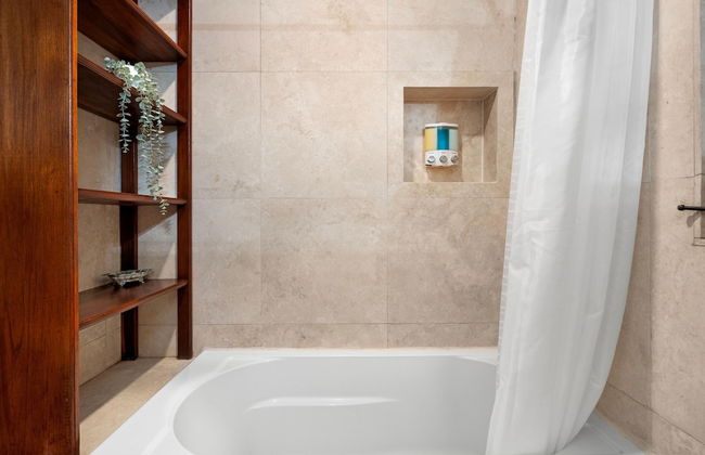 Otium Rentals Penthouse w 2 Terraces - Photo 32