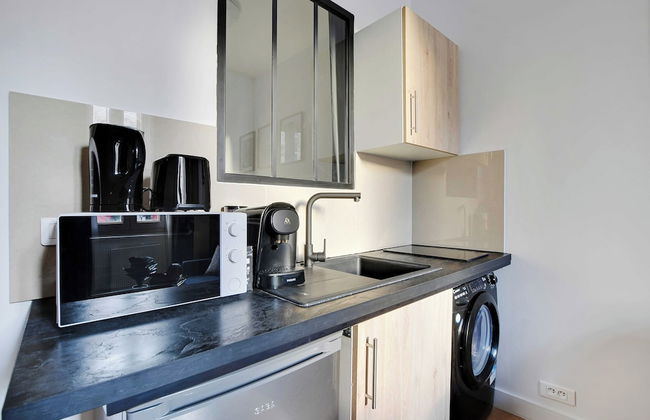 Peaceful Apartment With 1 Room - Photo 6