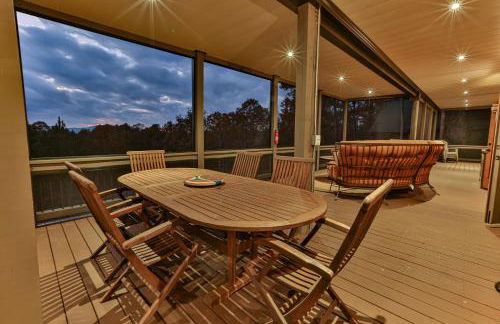 EAGLES CREST - Long Range Layered Mountain Views in peaceful neighborhood! - Foto 45