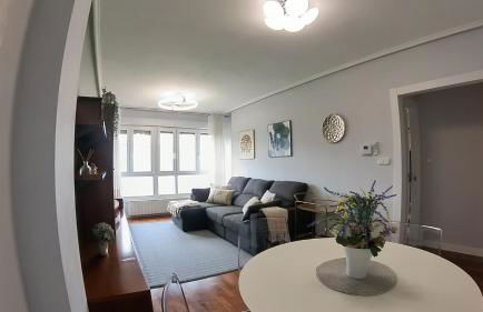 Maravillosa ubicación junto al mar con garaje - Foto 1