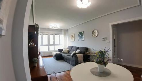 Maravillosa ubicación junto al mar con garaje - Foto 1