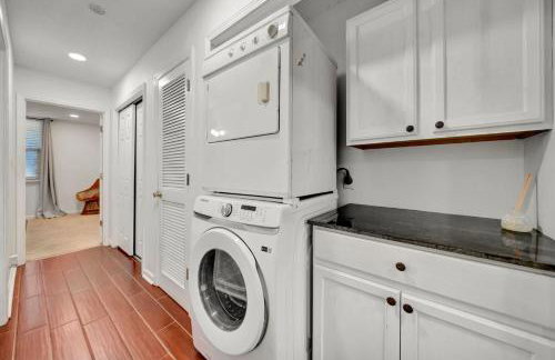 Central Louisville Gem - Near Airport & Top Spots - Foto 31