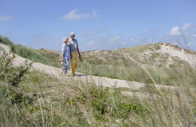 Restyled Holiday Home with 2 Bathrooms near Beach - Photo 42