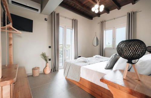 Villa Di Leon - Uniquely Designed Villa with Pool in a Picturesque Village near Famous Porto Limnionas, Offering Exceptional Hospitality By Villa Mana Gers - Photo 29