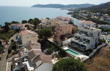 L'ARMONIA entre la Farella i Cau del LLOP - Foto 12