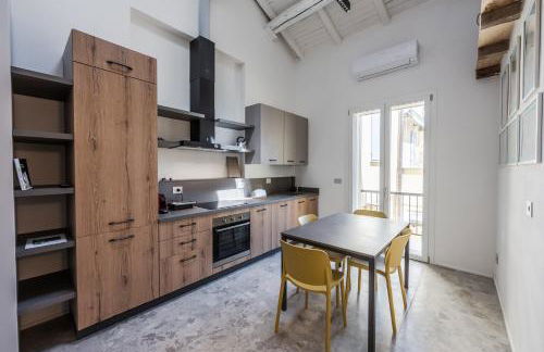 Smart House - Free WiFi & Air Conditioning - Photo 3