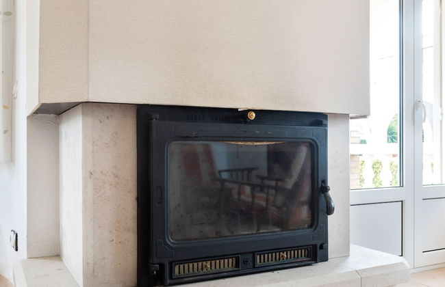 Peaceful Holiday Home in Sant Pere Pescador With Swimming Pool - Foto 13